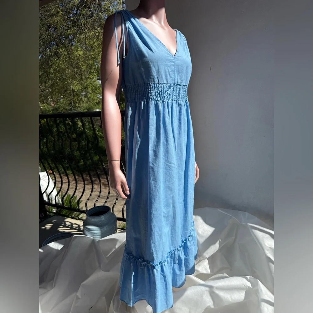 Linen summer dress Deluc. Blue smocked empire waist - Canadian sz XS S M L‎